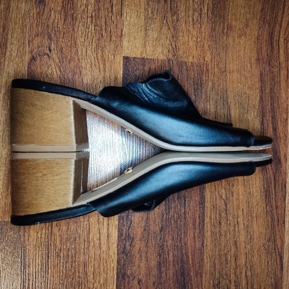 Kensie Hajari Genuine Black Leather Heeled Sandals - Picture 9 of 12